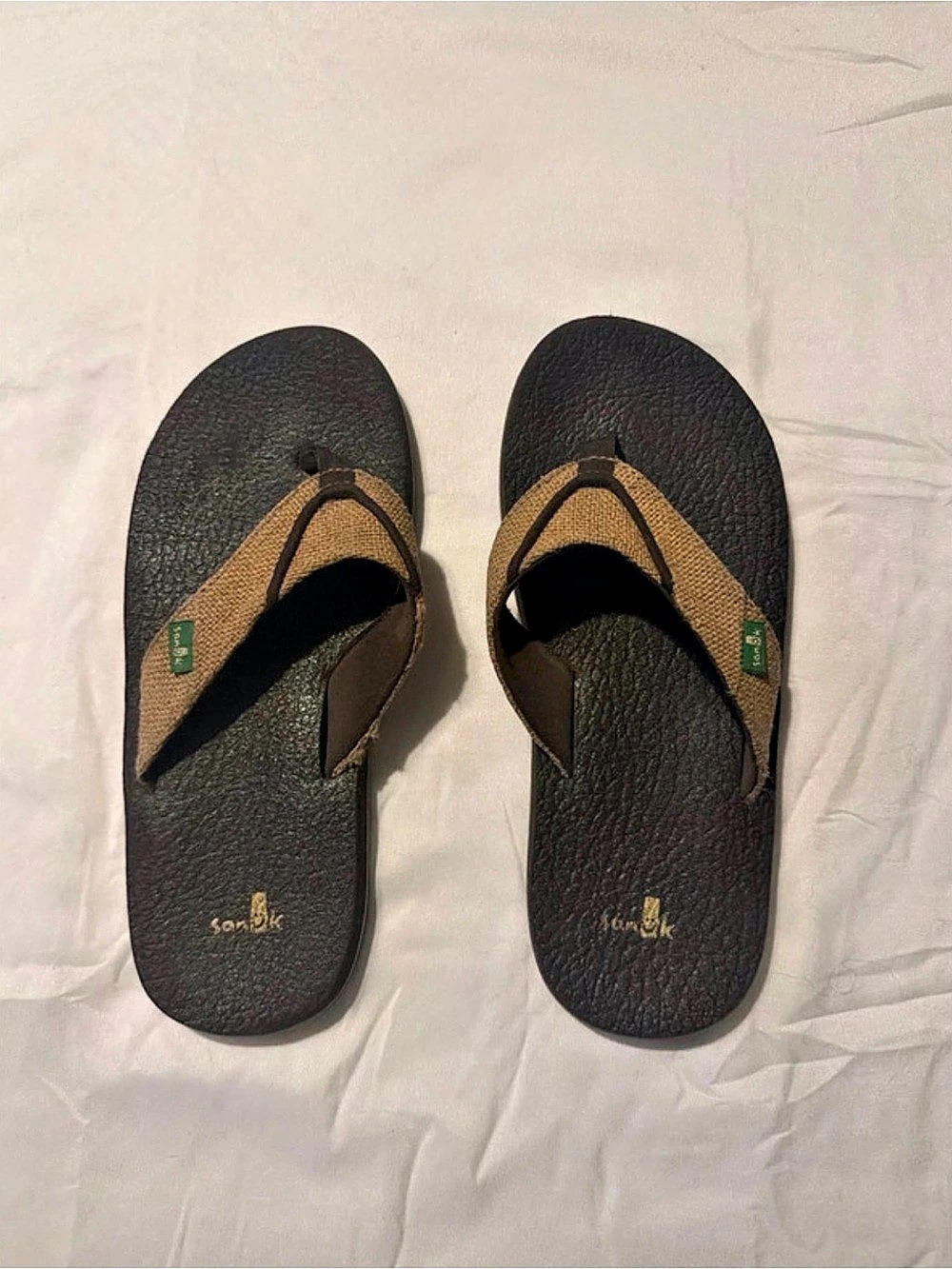 Boys Brown Sanuk Sandals. Size 5-6